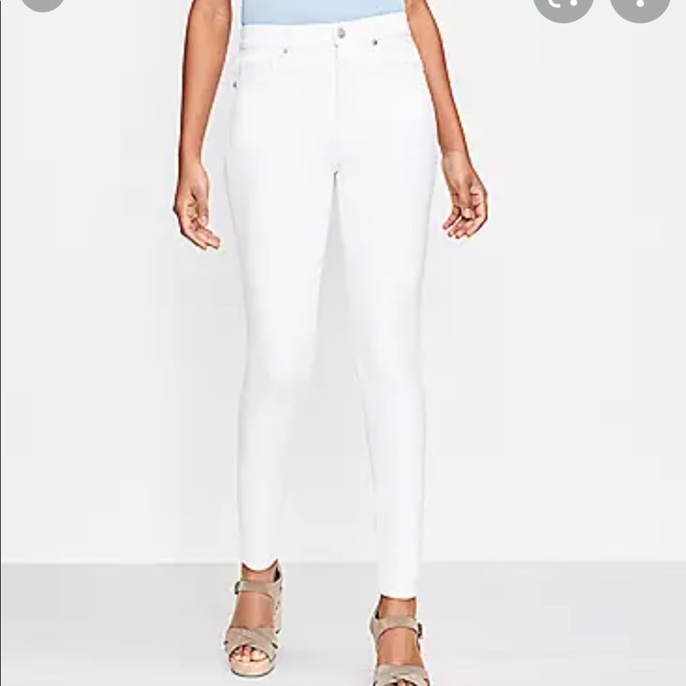 NWOT Loft curvy high waist white jeans